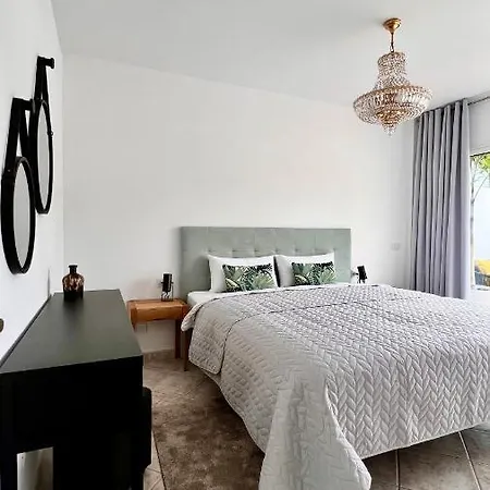 Apartament Crystal Chill , South Tenerife Costa Adeje (Tenerife)