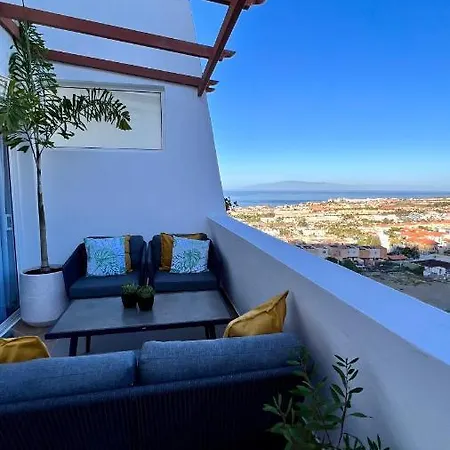 Crystal Chill , South Tenerife Costa Adeje (Tenerife)